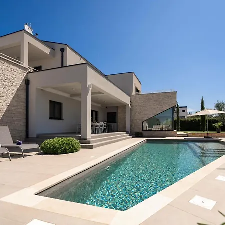 Anni For 10 People In With Heated Pool, Sea View & Kids And Playground Villa Porec